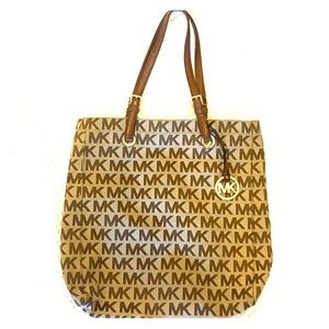 Michael Kors Tote (15.5”x 13”) Tan and Brown.